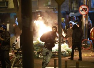 NO PODEMOS CONVERTIRNOS EN LO QUE SIEMPRE CRITICAMOS AQUELLA VIOLENCIA QUE AUN EXISTE EN VENEZUELA