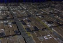 ARMADAS DE COLOMBIA Y ECUADOR INCAUTA 2.4 TONELADAS DE COCAÍNA PERTENECIENTES A LAS GUERRILLAS UNIDAS DEL PACÍFICO