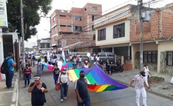 La muerte de Juliana, que se presentó durante un procedimiento del Ejército en Miranda, Cauca, convocó no solo a sus seres queridos, sino también a miembros de la comunidad LGBTI
